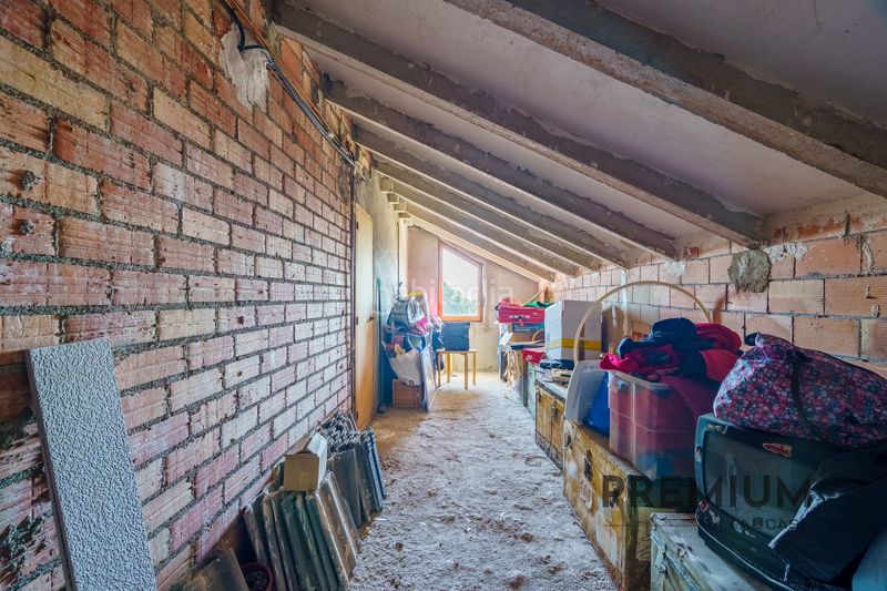 Foto 260b8c9e-dcf9-4197-8efa-7d1dcab9dbf1. Casa amb calefacció aparcament piscina a Montmar Castelldefels