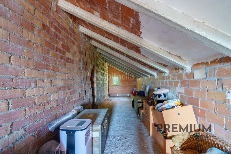 Foto a90f30d0-535c-4fc4-a4e6-8c6971196290. Casa amb calefacció aparcament piscina a Montmar Castelldefels