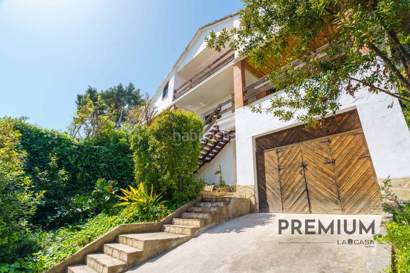 Foto cbecfd38-3b55-4660-9633-a1e2a583e337. Casa amb calefacció aparcament piscina a Montmar Castelldefels