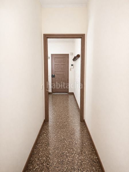 Foto eae01dd5-f94b-4bc6-8439-e1c2c19a3346. Pis a Castell-Poble Vell Castelldefels