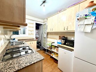 Pis  Calle moli. Ascensor tres habitaciones