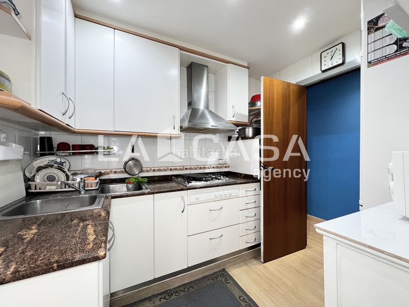 Foto 30f50d06-ee35-4526-8879-31015256be2c. Pis amb calefacció a La Salut Badalona