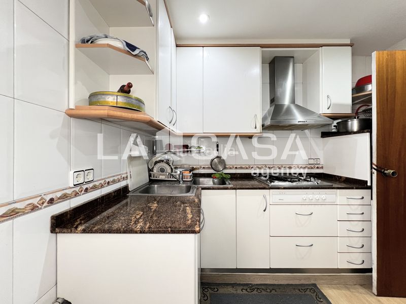 Foto 58efaf16-516f-414f-88c6-2c106bc3ac7c. Pis amb calefacció a La Salut Badalona