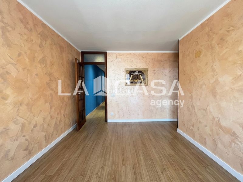 Foto a6d4c606-68b3-4e42-8ba2-0874bd721921. Pis amb calefacció a La Salut Badalona