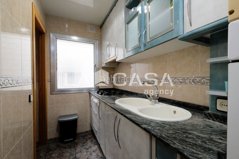Foto 8962aaba-65a4-475d-aab9-f339f8a34c40. Pis a Porta Barcelona