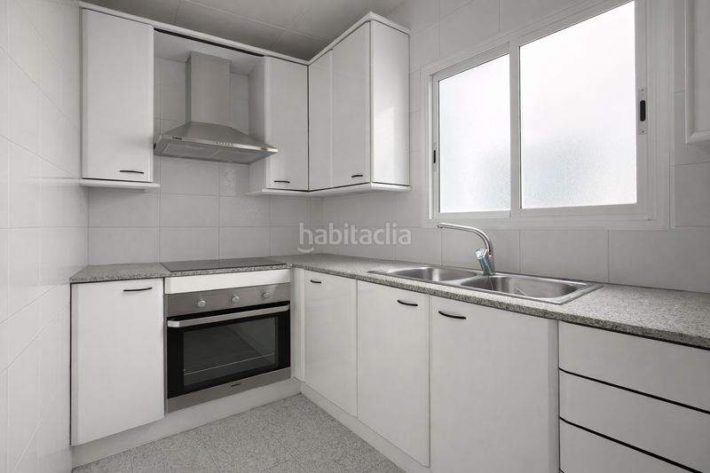 Foto 15e8500e-9bb0-4fcb-bba2-e9532ec87a1b. Piso ascensor balcon en Vila de Gràcia Barcelona