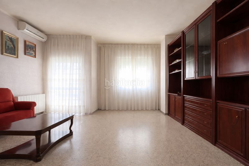 Foto 45ee96ad-1a08-4708-be3f-8f2de87fa860. Piso ascensor balcon en Vila de Gràcia Barcelona