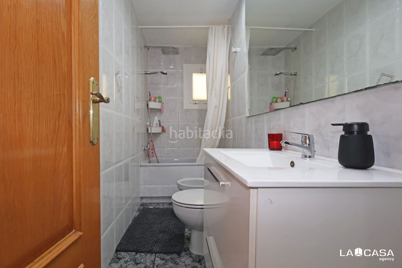 Foto 1e367d9f-fb5b-48f4-90d1-45f3e9f56595. Pis a Can Vidalet Esplugues de Llobregat