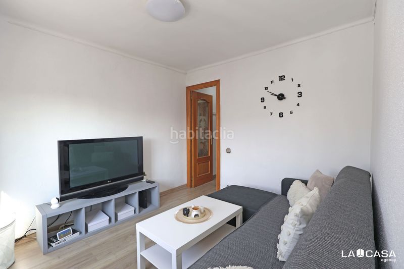 Foto ce3eb7fd-473b-4133-a300-ab31f719629e. Pis a Can Vidalet Esplugues de Llobregat