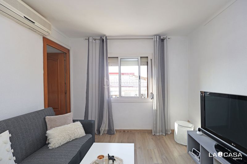 Foto ff49c0f2-3931-4a25-b215-23e6167327b0. Pis a Can Vidalet Esplugues de Llobregat