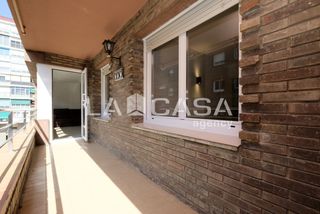 Pis a Carrer de Marie Curie