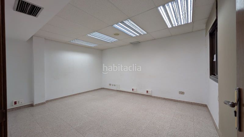 Foto 4ce470bd-37f4-450b-b50c-63e9849e9c67. Pis a La Gavarra Cornellà de Llobregat