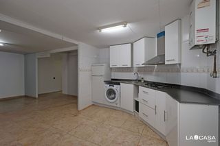 Etagenwohnung  Carrer de la diputació. Dos habitaciones