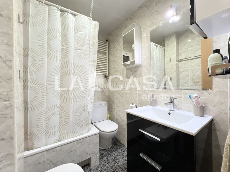 Foto 26245250-b480-48d4-a3ff-fcc904e61699. Pis amb calefacció a Llefià Badalona