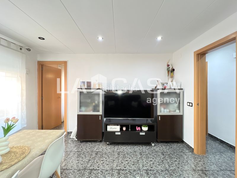 Foto 7d3dbf8e-ce62-437b-a5d5-175067868804. Pis amb calefacció a Llefià Badalona