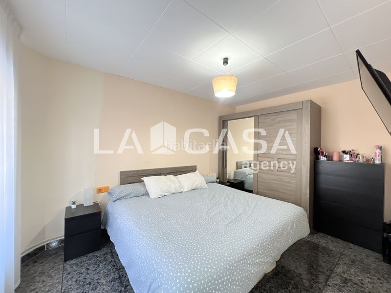 Foto e7ffe2c8-9b80-4291-a170-750ca998af90. Pis amb calefacció a Llefià Badalona