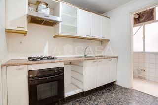 Piso  Avenida severo ochoa de. Tres habitaciones