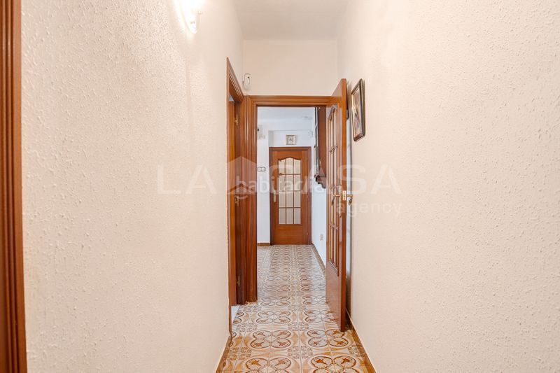 Foto 29ebfe57-b7de-4029-b131-0acc00aab470. Planta baixa a Sant Ildefons Cornellà de Llobregat
