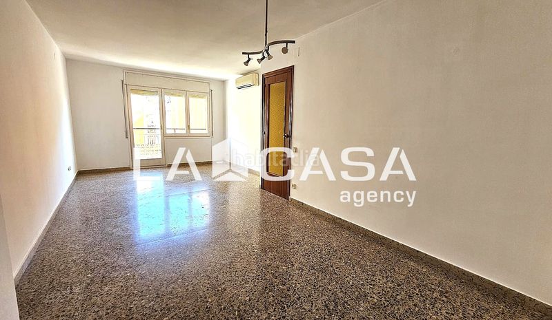 Foto 14d0b900-3290-4068-bfd6-b7c2c4cc1110. Pis a Prosperitat Barcelona