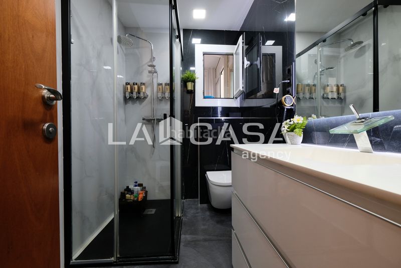 Foto e0dea24c-c38e-4d11-a7eb-538b2950cf33. Pis a Vilapicina - Torre Llobeta Barcelona