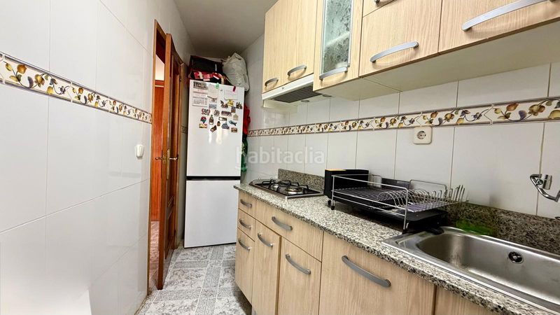 Foto 5b703395-25d7-48e0-ae58-207a14fa6d75. Pis amb calefacció a Can Vidalet Esplugues de Llobregat