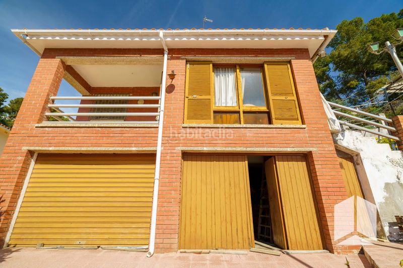 Foto 7c4340af-afc5-4e25-9634-a6ac2b24cb75. Casa amb aparcament a Bisbal del Penedès (La)