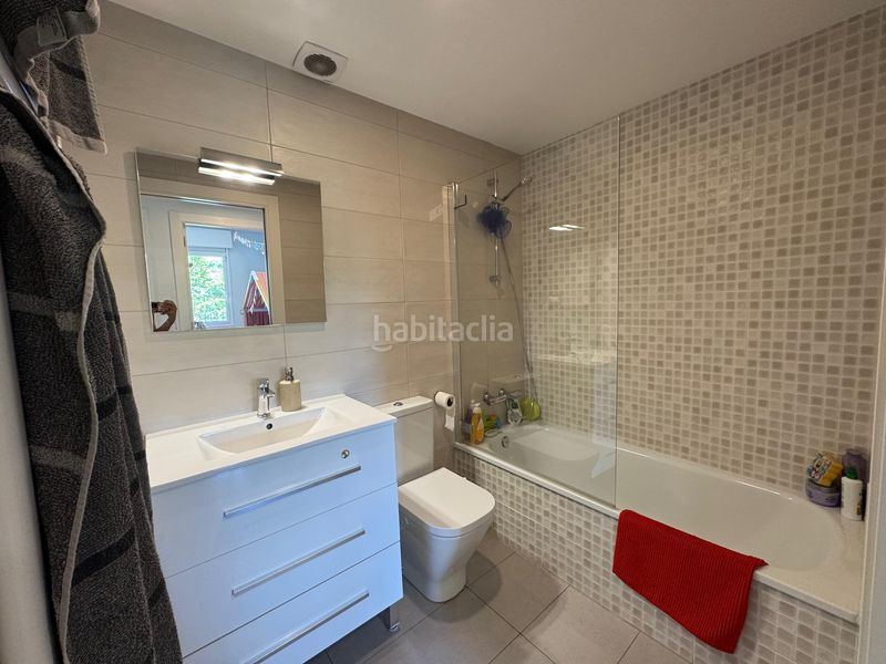 Foto cb5a533e-9e34-45fa-a9bb-8bfe5ae3fbfe. Pis amb aparcament a Porta Barcelona