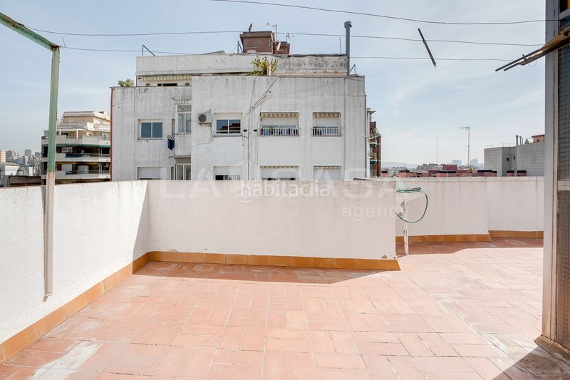 Foto 82761174-3604-470f-bc6b-ea5236edb213. Àtic a Centre Hospitalet de Llobregat (L´)