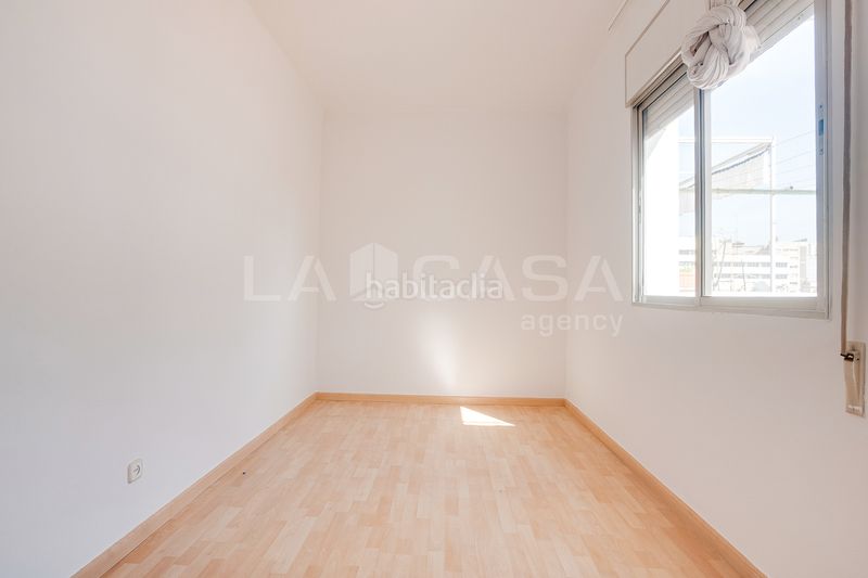 Foto c398db76-b8cb-46ed-a7f0-2831839c0b9b. Àtic a Centre Hospitalet de Llobregat (L´)