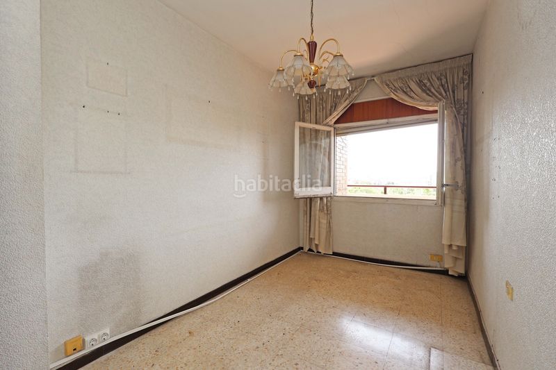 Foto 2062019a-98e0-4e41-9f3c-b275d4785527. Pis a Centre Esplugues de Llobregat