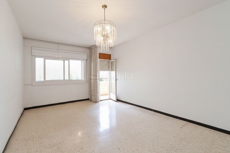Foto 45b0ce2d-68b0-43cd-9899-6b253aa269ca. Pis a Centre Esplugues de Llobregat