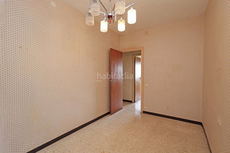 Foto f58d5155-07a8-4f0d-81e7-284e56016118. Pis a Centre Esplugues de Llobregat