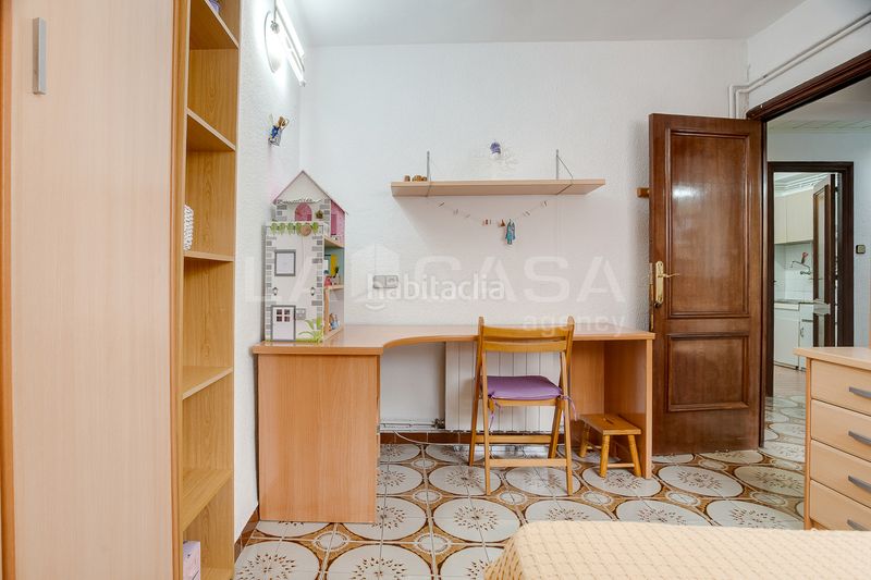 Foto 7bd5a4ea-41a8-4b92-9e1e-e6fafd53be42. Pis amb calefacció a La Verneda - La Pau Barcelona