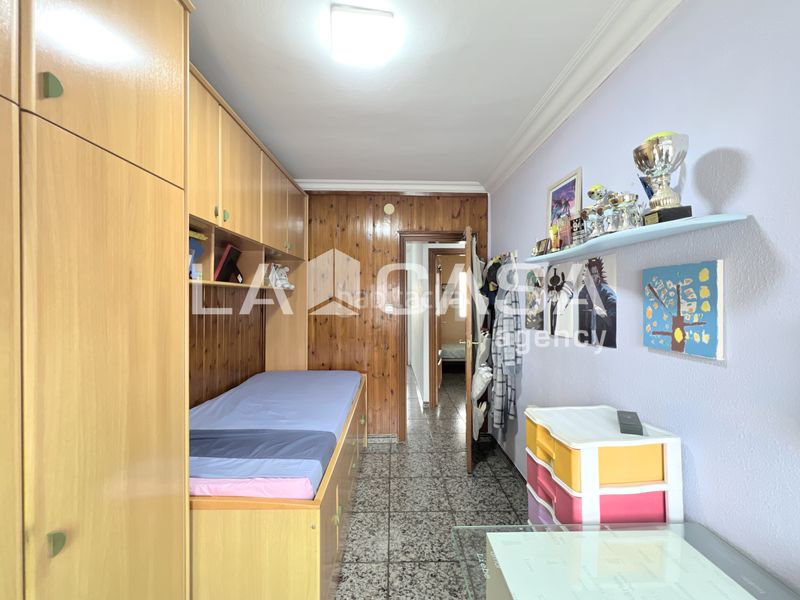 Foto 8afd77e7-61a1-4c23-bbd1-6be07dd9563b. Casa amb calefacció aparcament a Gorg Badalona