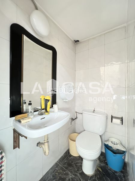 Foto f08f2bbf-5b55-400a-a4af-0c92e73f26ec. Casa amb calefacció aparcament a Gorg Badalona