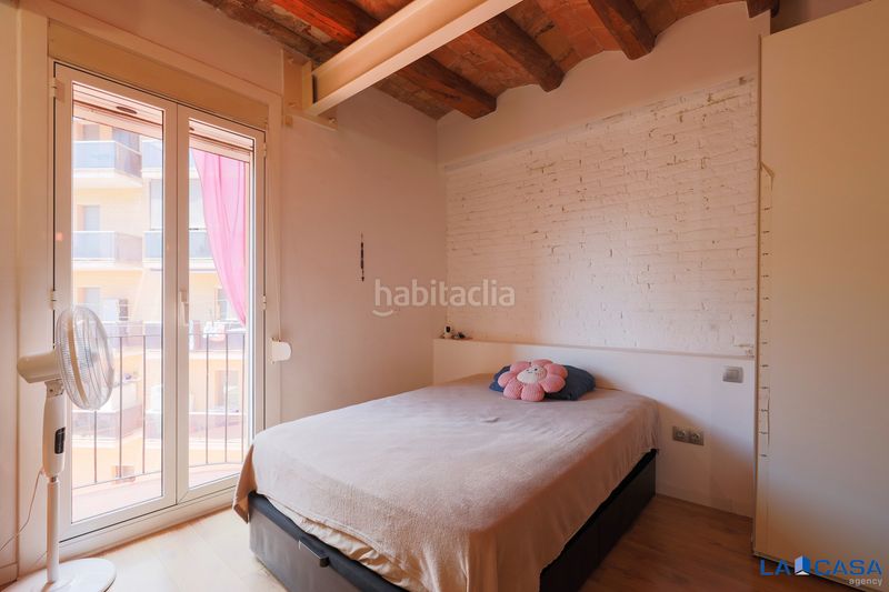 Foto 663853c2-da26-4a88-9e54-0bbaed0b70b4. Pis a Sants Barcelona