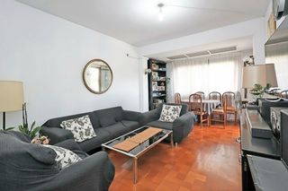 Pis  Carrer de floridablanca. Cuatro habitaciones