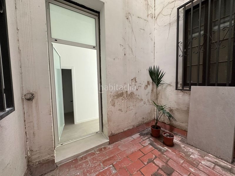 Foto 70ae53d9-d4be-4a09-9ac4-4c88d2e7a585. Local comercial a L´Antiga Esquerra de l´Eixample Barcelona
