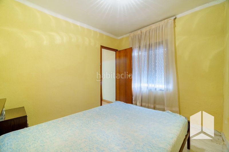Foto 0df29b74-ed92-4a5e-9267-3883af4dfd57. Casa aparellada amb aparcament a Vista Alegre Castelldefels