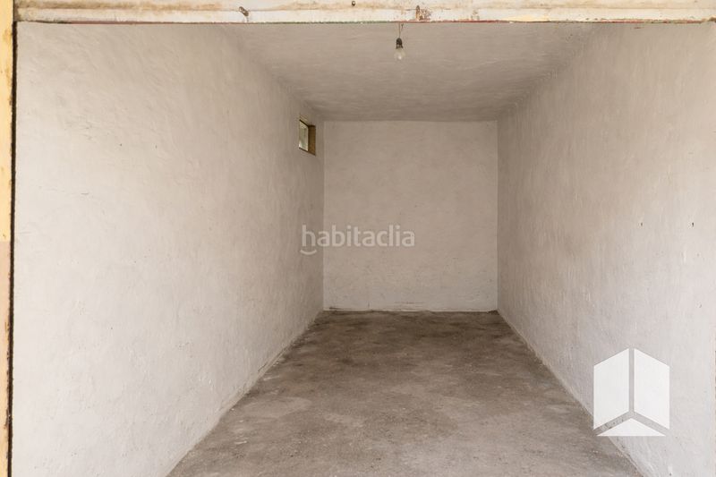 Foto 4d86d3bb-a489-4679-afa7-5b72a586734e. Casa aparellada amb aparcament a Vista Alegre Castelldefels