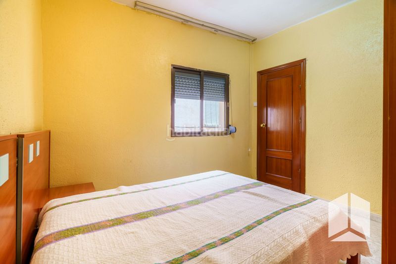 Foto 8d1f75ef-6eb8-4fa0-a808-89497e79f3e7. Casa aparellada amb aparcament a Vista Alegre Castelldefels
