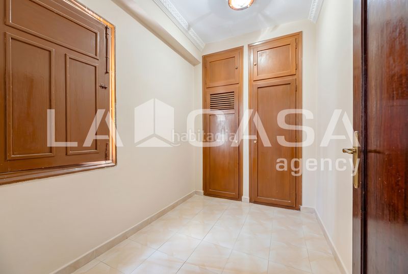 Foto 08dbe02f-8f0d-4292-98dd-6fe72a4729f8. Pis a Trinitat Valencia