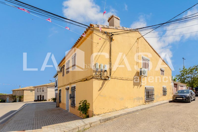 Foto 232b7f68-b395-4dfb-9f91-a76ba4f8703e. Casa a Requena