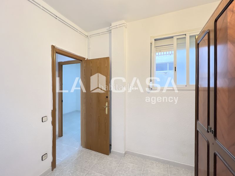 Foto f355cb73-59c5-4915-a156-473df9a49fa9. Pis a Llefià Badalona