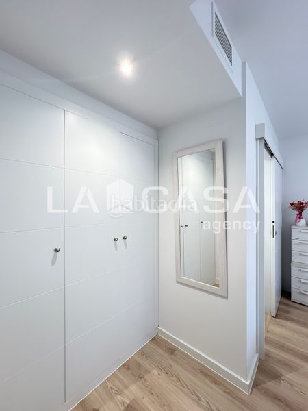 Foto 0e6f9e60-d57c-4ac4-907c-97adfb289c26. Pis amb aparcament a Llefià Badalona
