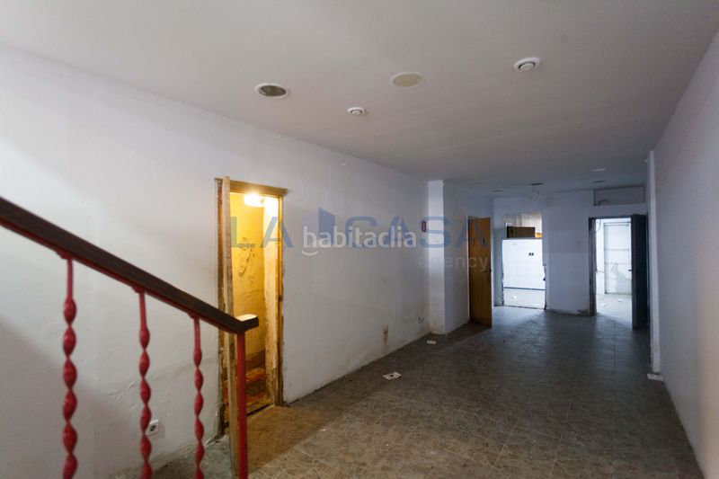 Foto 89207f53-9c5c-4722-bb9b-1c2884a80a4a. Local comercial a Fort Pienc Barcelona