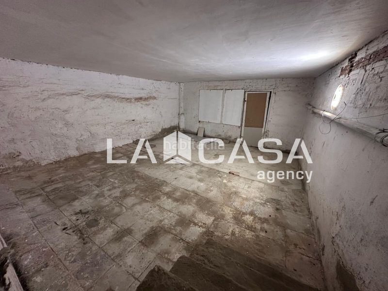 Foto ace464a8-3011-4c23-933f-50c9d95ea3c0. Local comercial a Prosperitat Barcelona