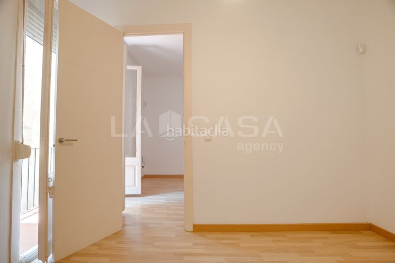 Foto 432eb968-e3e4-428b-bc40-f1e7b9febba5. Pis amb calefacció a Sagrada Família Barcelona