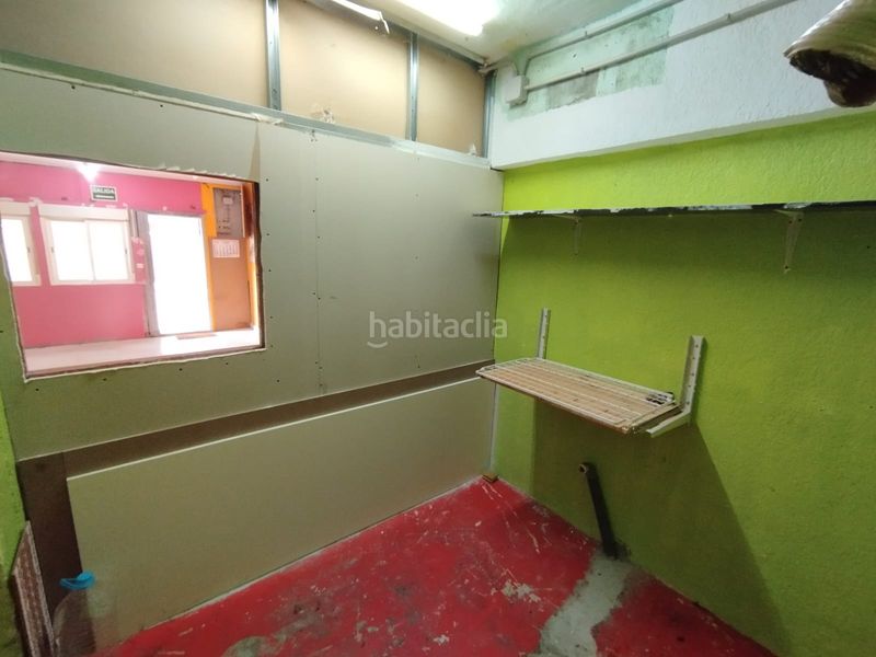 Foto 43d76877-bf0d-42f3-98d0-a1ea452ca27d. Local comercial a Sant Ildefons Cornellà de Llobregat