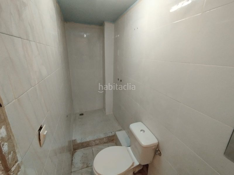 Foto cfd7ceb1-2fae-4576-8503-835d41ff2cd2. Local comercial a Sant Ildefons Cornellà de Llobregat